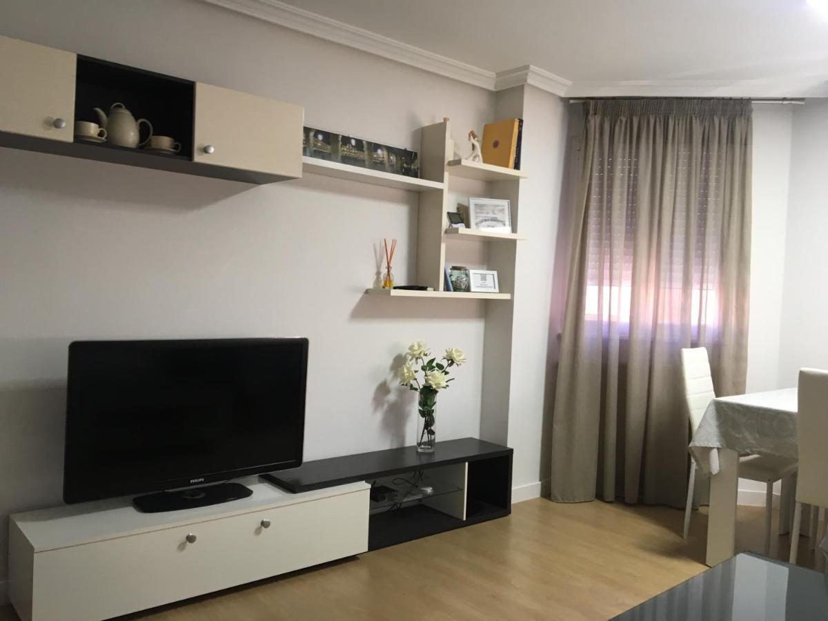 Vut Santa Marta Apartment Santa Marta de Tormes Ngoại thất bức ảnh